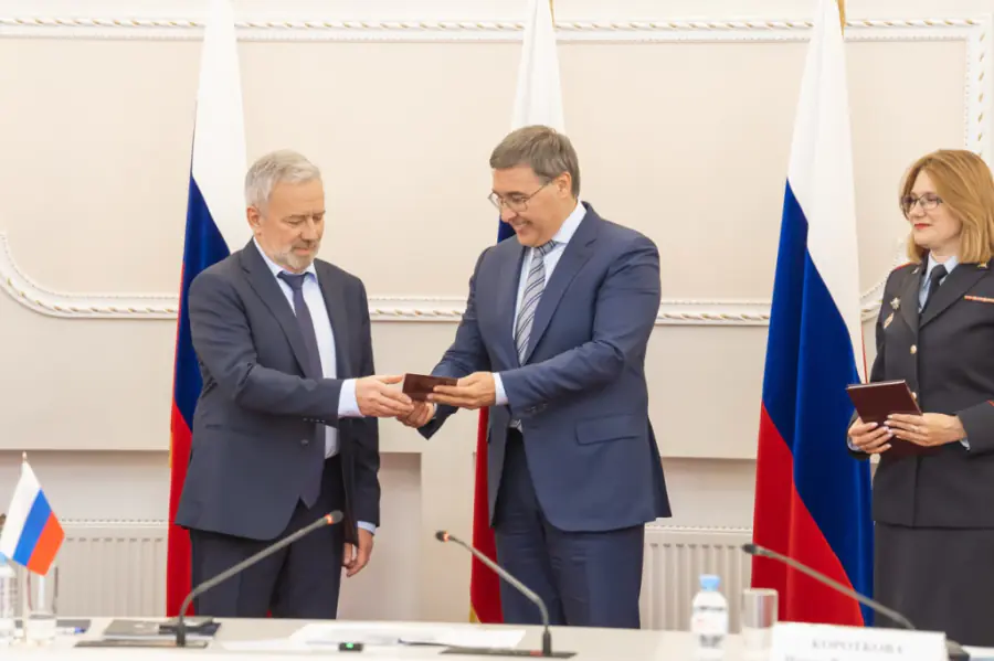 Ведущему ученому программы мегагрантов Александру Голубову торжественно вручат паспорт РФ на заседании комиссии Минобрнауки